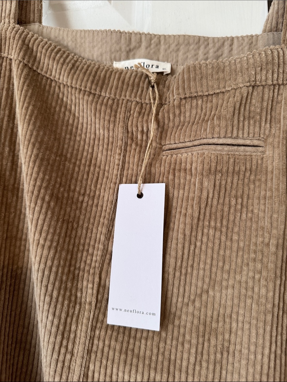 NWT Neuflora 100% Cotton Corduroy Tie Shoulder Wide Leg Overalls XL Beige - Picture 3 of 7